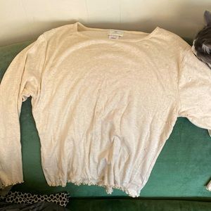 Susan Bristol casuals ruffled long sleeve with daisys